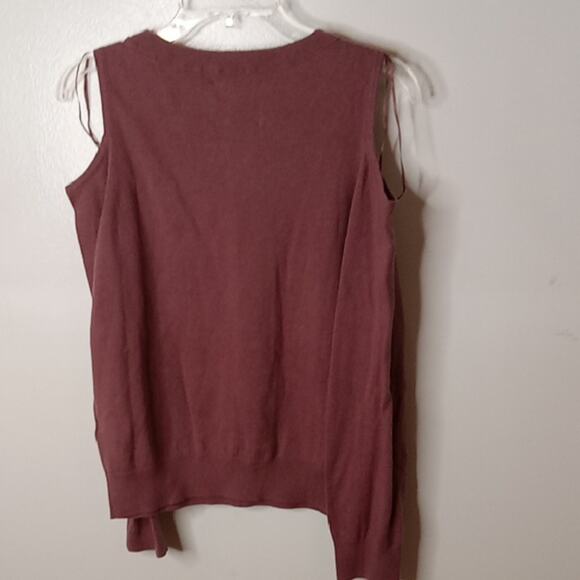 Lucky Brand Women's Medium Cold Shoulder Top - Mauve - Picture 5 of 8